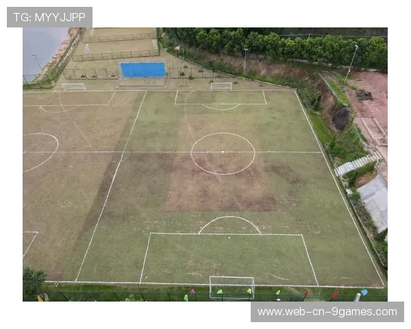 “青少年足球训练营殊荣，创新培养模式”，青少年足球培训招生渠道