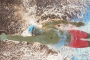 国际帆船赛中国队在艰难海况中夺魁