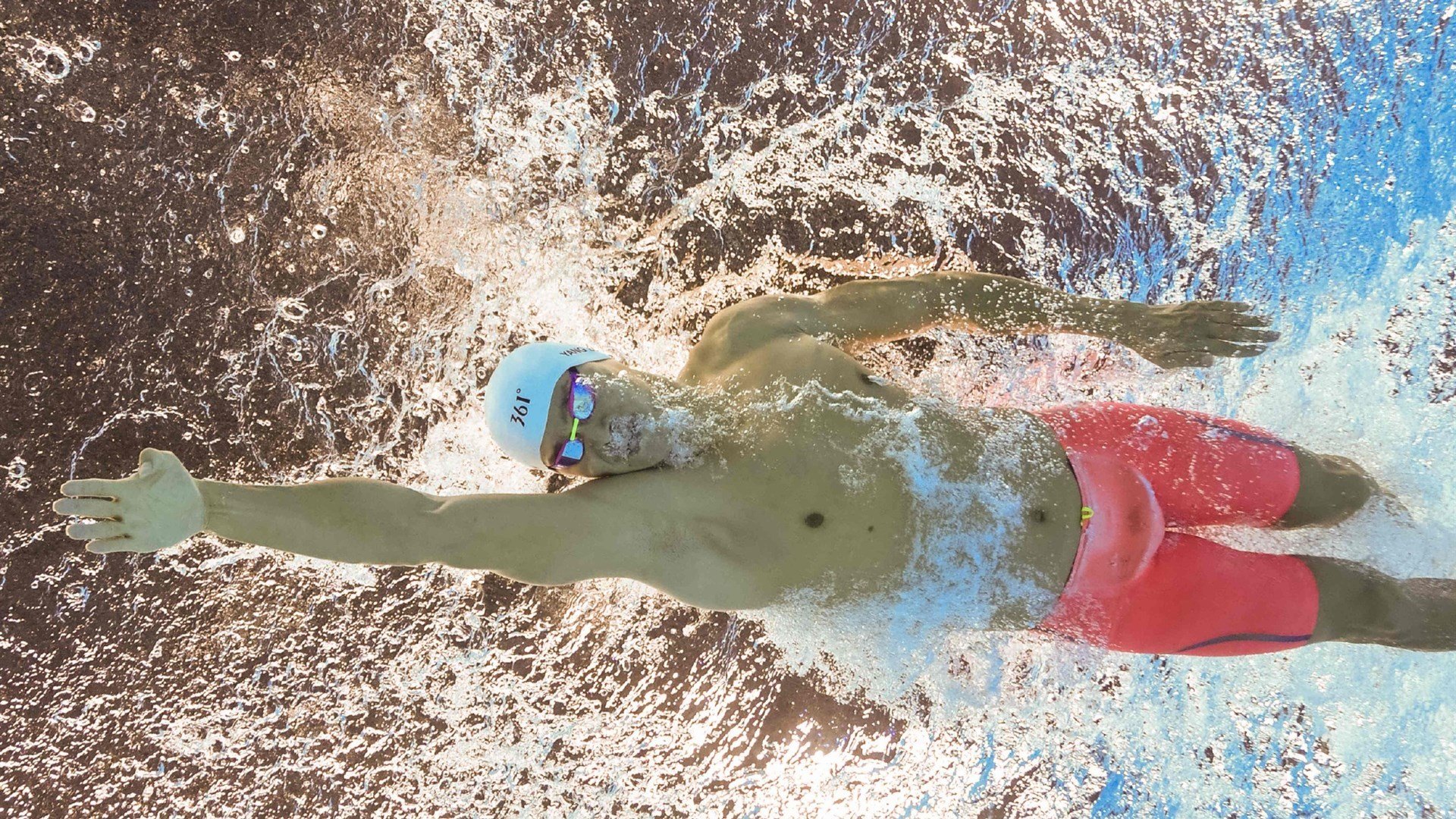 赛尔·阿尔斯塔：南非队的防线领袖，坚不可摧的“后排塔”