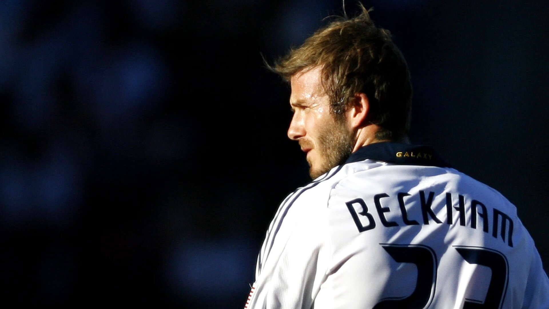 欧冠十六强次回合：阿贾克斯差点翻盘利物浦 终因门线解围功亏一篑